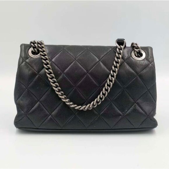 Pre-owned Chanel Quilted Sheepskin Rocks Ruthenium Hardware Small Flap Black - Picture 2 of 16
